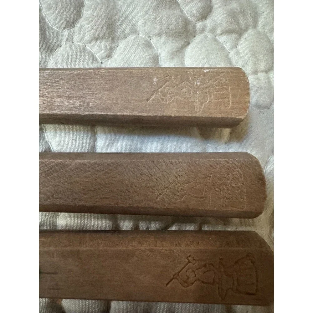 Vintage Armstrong Forge Steak Knives Set of 4 Wood Handles Colonial Minuteman US